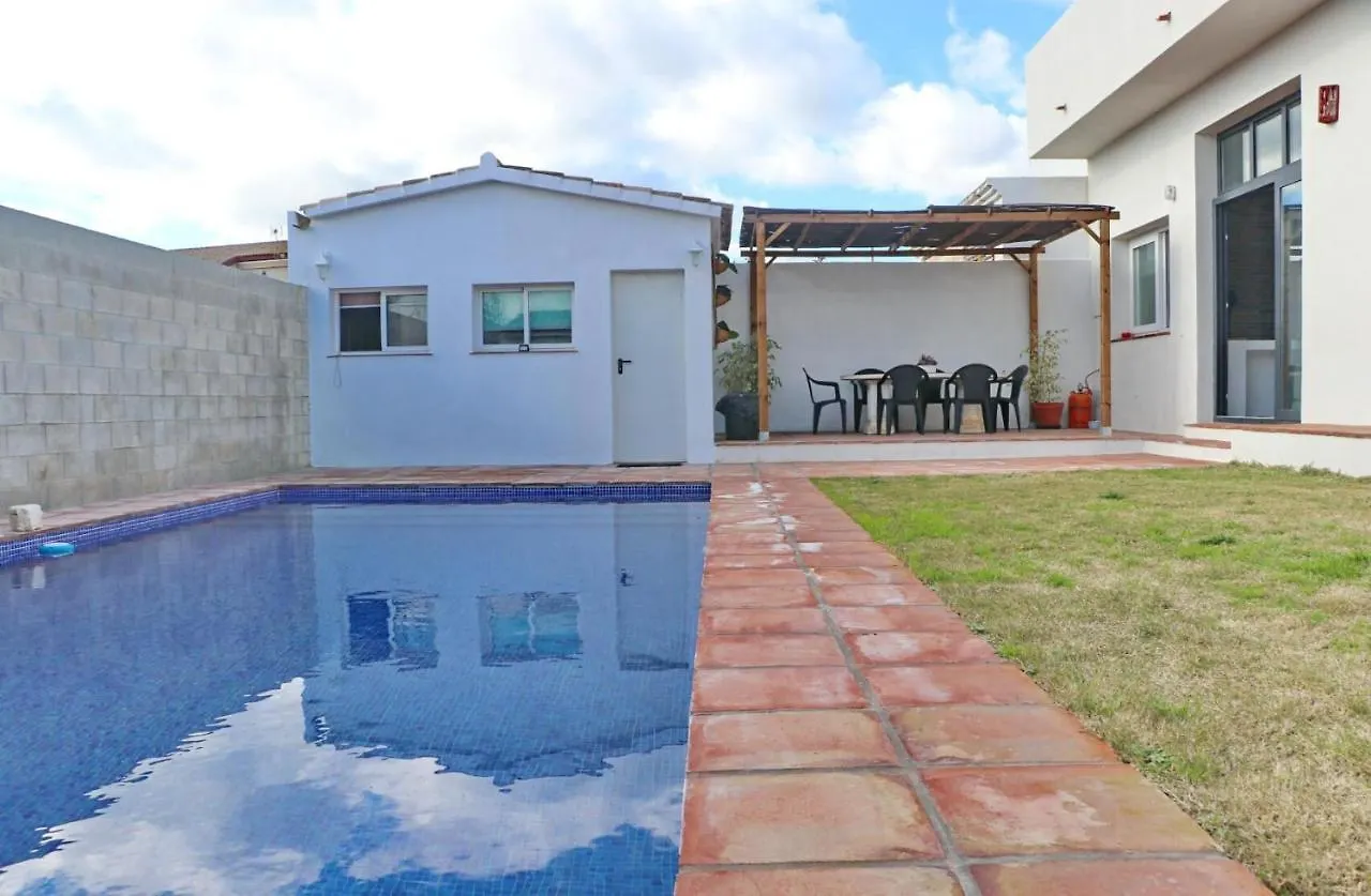 Casa Aqua Villa Junta de los Rios Holiday home